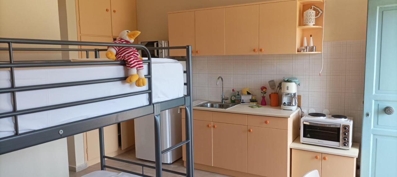 Beatrice'S Apartment Ахарави Екстериор снимка
