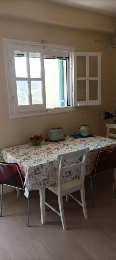 Beatrice'S Apartment Ахарави Екстериор снимка